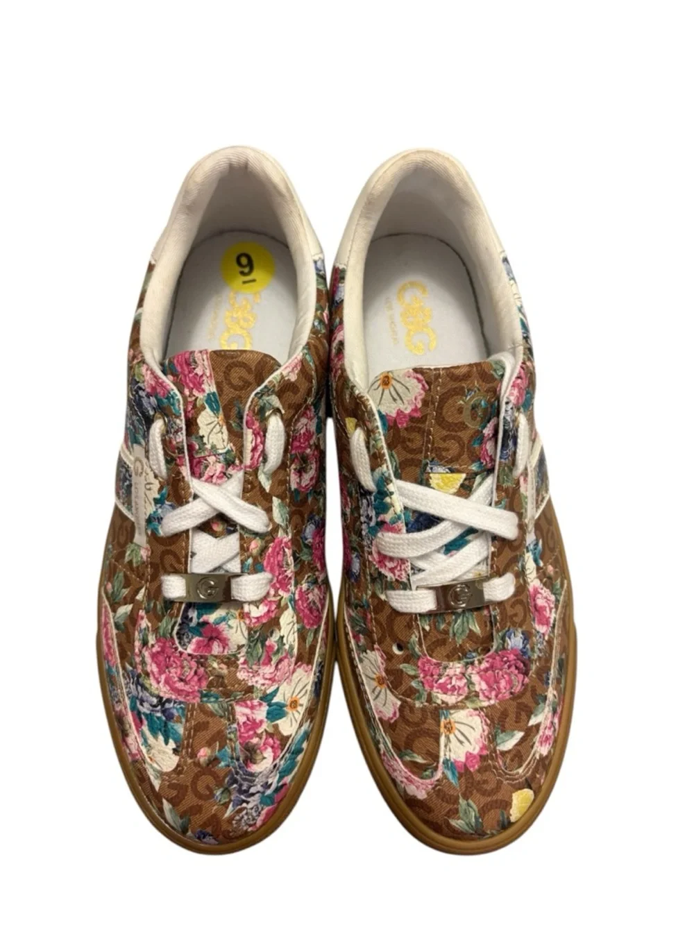 GBG Los Angeles Women’s Floral Sneakers - Picture 2 of 8